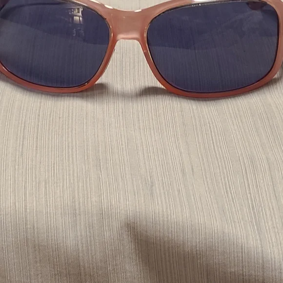 Costa Del Mar Sunglasses - Picture 6 of 8